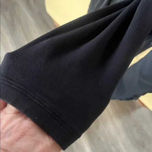 Lululemon Runderful Pant - Picture 10 of 10